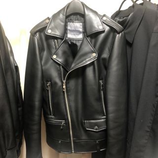 ザラ(ZARA)のZARA ダブル　レザージャケット　ライダース(ライダースジャケット)