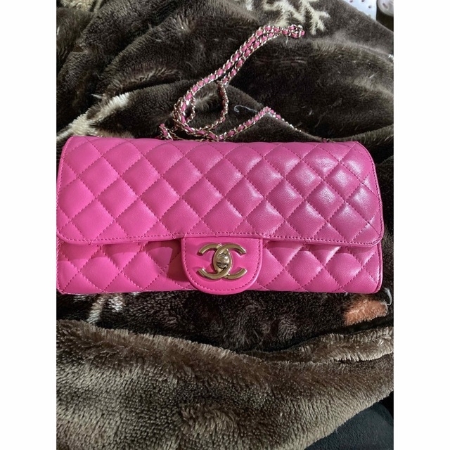 CHANEL(シャネル)のショルダー式長財布 メンズのファッション小物(長財布)の商品写真