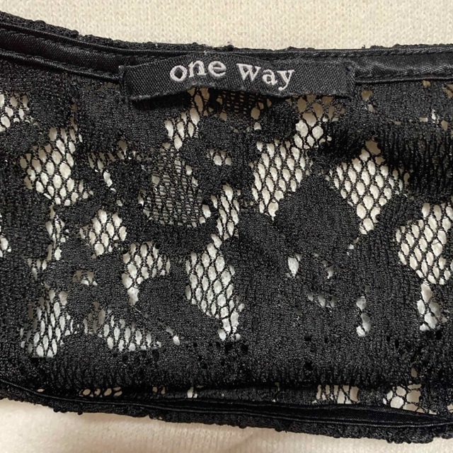 one*way(ワンウェイ)のワンウェイ　ニット　レース　白　黒　M one way レディースのトップス(ニット/セーター)の商品写真