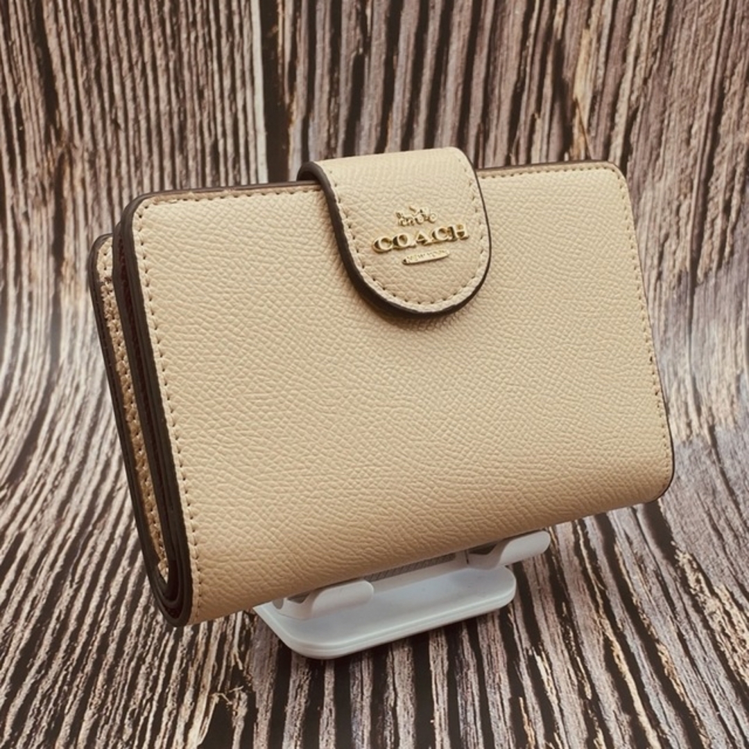 新品♡COACH コーチ 二つ折り財布 ベージュ系 コーナージップ ウォレット-