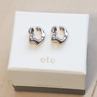 ete - ete(エテ) ロウ ハグイヤリング ブラウンゴールドの通販 by あさ