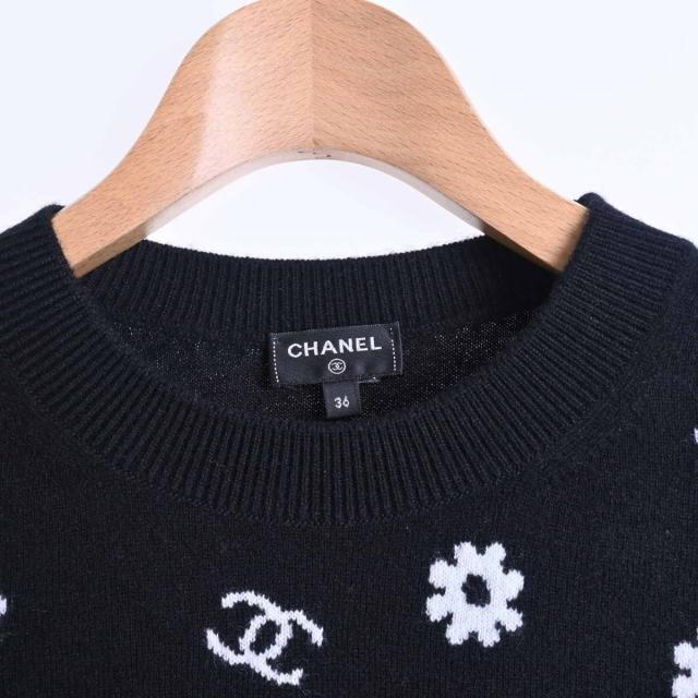 CHANEL(シャネル)のシャネル 長袖セーター サイズ36 S美品  レディースのトップス(ニット/セーター)の商品写真