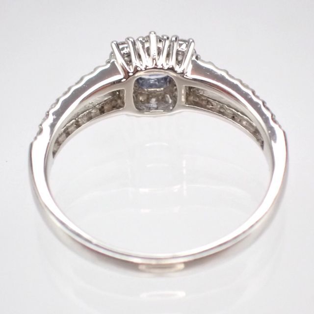 ベニトアイト0.19ct　ダイヤ0.40ct　PT900 4