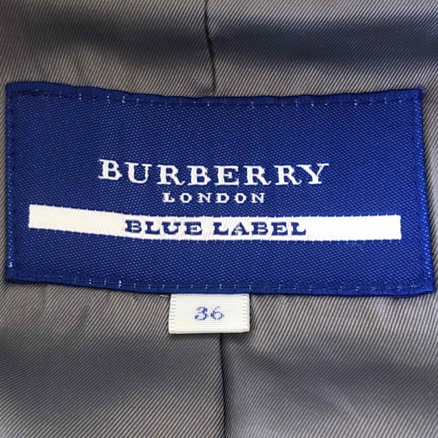 BURBERRY BLUE LABEL(バーバリーブルーレーベル)の☆値下げ☆BURBERRY BLUE LABELミックスツイード Pコート レディースのジャケット/アウター(ピーコート)の商品写真