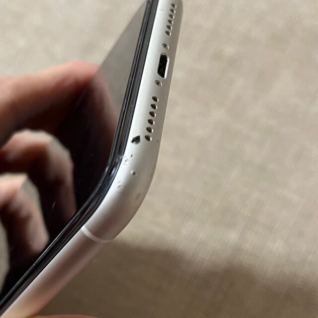 iPhone11 シルバー