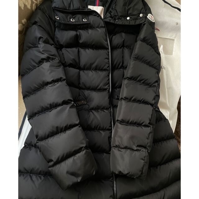 美品 MONCLER CHINUE ダウンコート 10A