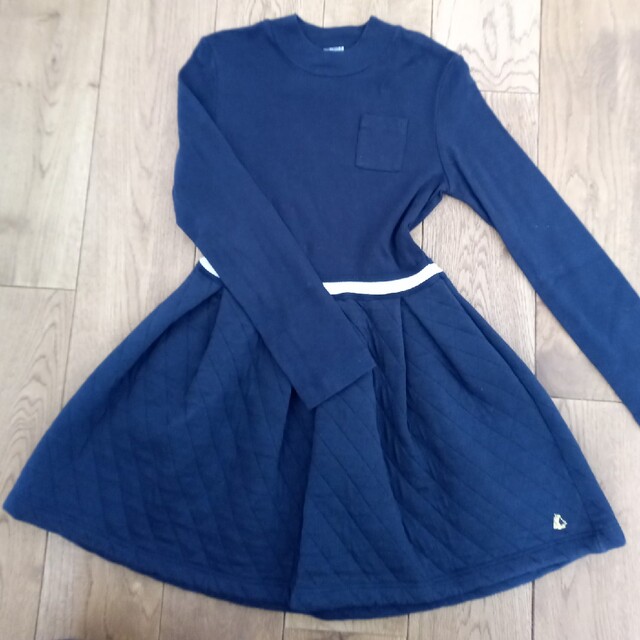 PETIT BATEAU(プチバトー)のPETIT BATEAU ワンピース　8(128) キッズ/ベビー/マタニティのキッズ服女の子用(90cm~)(ワンピース)の商品写真