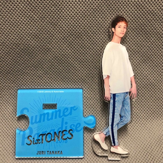 SixTONES(ストーンズ)の田中樹 サマパラ アクスタ アクリルスタンド SixTONES エンタメ/ホビーのタレントグッズ(アイドルグッズ)の商品写真