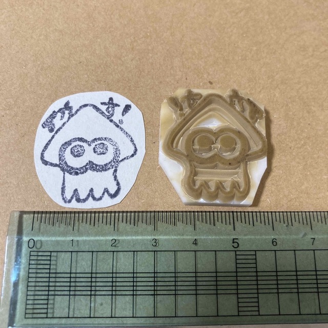 消しゴムはんこ　スプラトゥーン（イカす！） ハンドメイドの文具/ステーショナリー(はんこ)の商品写真