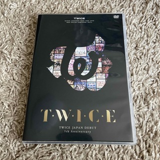 トゥワイス(TWICE)のTWICEJAPAN　DEBUT　5th　Anniversary『T・W・I・(ミュージック)