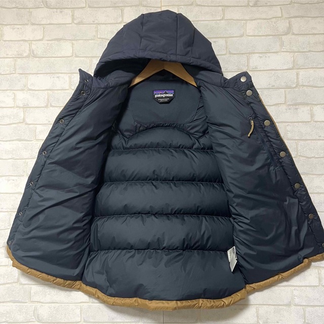 【大人気】パタゴニア ウィメンズ・ビビー・フーデッド・ベスト S 27747 【大人気】パタゴニア ウィメンズ・ビビー・フーデッド・ベスト S 27747