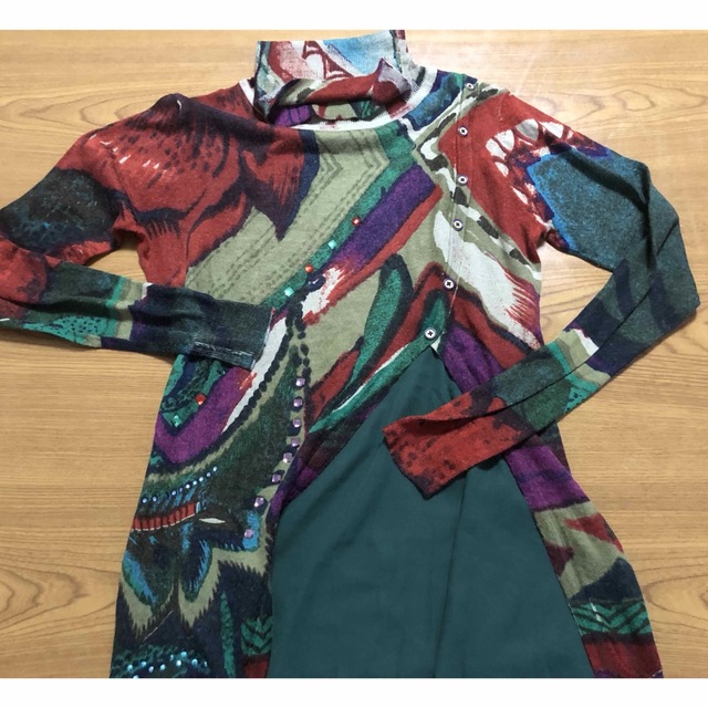 DESIGUAL(デシグアル)の『専用』デシグアルのハイネックセーター&オゾックのトールの2点 レディースのトップス(ニット/セーター)の商品写真