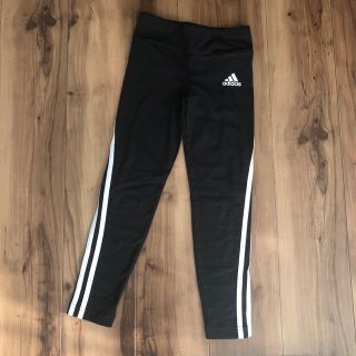 アディダス(adidas)の美品！adidasレギンス☆130センチ(パンツ/スパッツ)