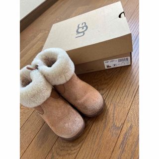 アグ(UGG)のUGG ムートンブーツ　jorieII ベージュ　14.5cm(ブーツ)