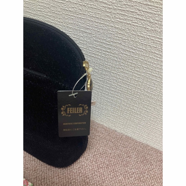 FEILER(フェイラー)の新品タグ付き☆FEILER フェイラー ☆ポーチ　大きめ　牛革　日本製 レディースのファッション小物(ポーチ)の商品写真
