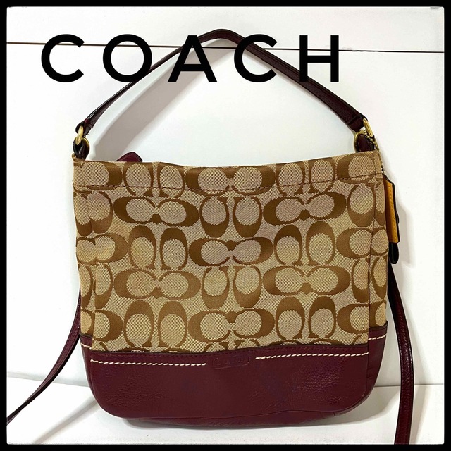 COACH　コーチ　ショルダーバッグ　ハンドバッグパープル紫シグネチャー2way