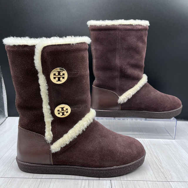 Tory Burch(トリーバーチ)の美品 TORY BURCH トリーバーチ 22 ブーツ ムートン スエード レディースの靴/シューズ(ブーツ)の商品写真