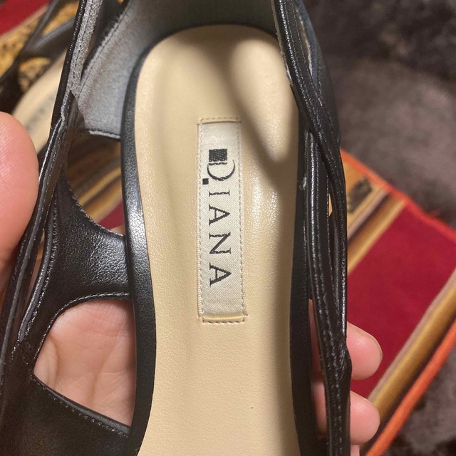 DIANA(ダイアナ)の【極美品】DIANA ほぼ 新品✨️ 早い者勝ち‼️本革 新作 ポインテッドトゥ レディースの靴/シューズ(ハイヒール/パンプス)の商品写真