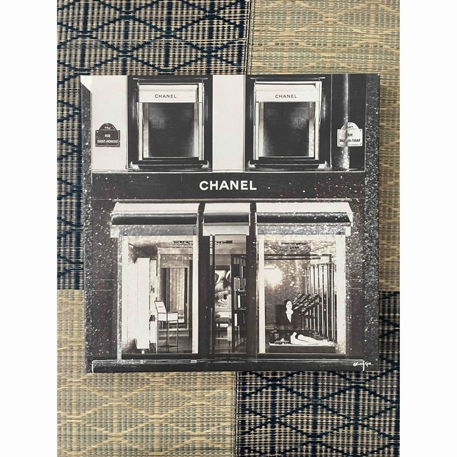 Oliver Gal CHANEL STORE NO.16