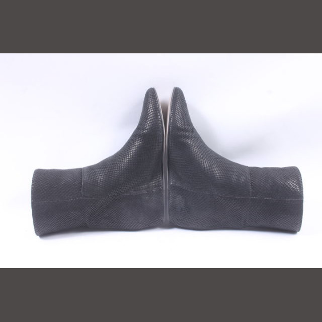 JIMMY CHOO(ジミーチュウ)のジミーチュウ ブーツ ショート ウエッジソール 総柄 レザー 37 1/2 黒 レディースの靴/シューズ(ブーツ)の商品写真