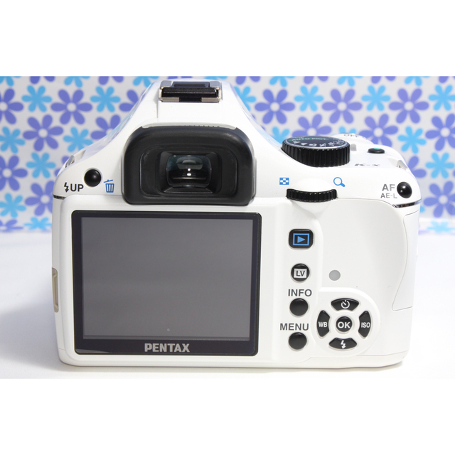 PENTAX(ペンタックス)の極美品❤️ペンタックス K-x❤️人気のホワイトカラー❤️高画質❤️フルHD動画 スマホ/家電/カメラのカメラ(デジタル一眼)の商品写真