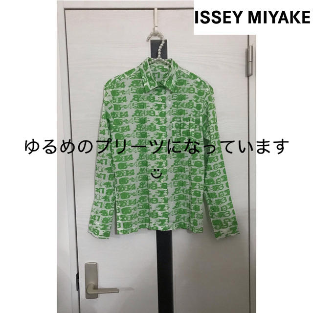 〈難あり〉ISSEY MIYAKE ✴︎ プリーツ 長袖シャツ ブラウス