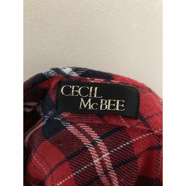 CECIL McBEE(セシルマクビー)のセシルマクビーのシャツ レディースのトップス(シャツ/ブラウス(長袖/七分))の商品写真