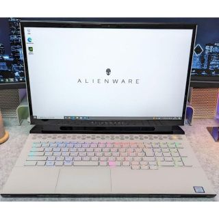 デル(DELL)のAlienware M17 R2 RTX 2060 Core i7 9750H(ノートPC)