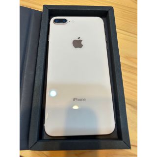 アイフォーン(iPhone)のiPhone8plus 本体(スマートフォン本体)