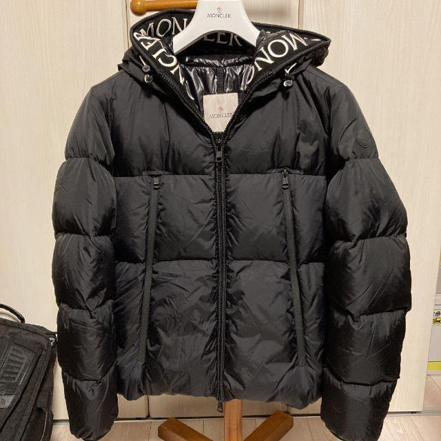 ホットセール MONCLER モンクレール モンクラーダウンジャケット2