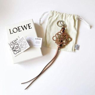 LOEWE - 【新品】LOEWE ロエベ ドードー アニマル バッグチャーム 限定 LOEWE - 【新品】LOEWE ロエベ ドードー アニマル バッグチャーム 限定