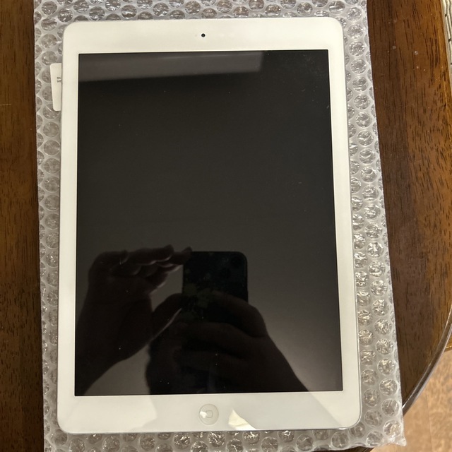 Apple iPad Air 第1世代 16GB シルバー