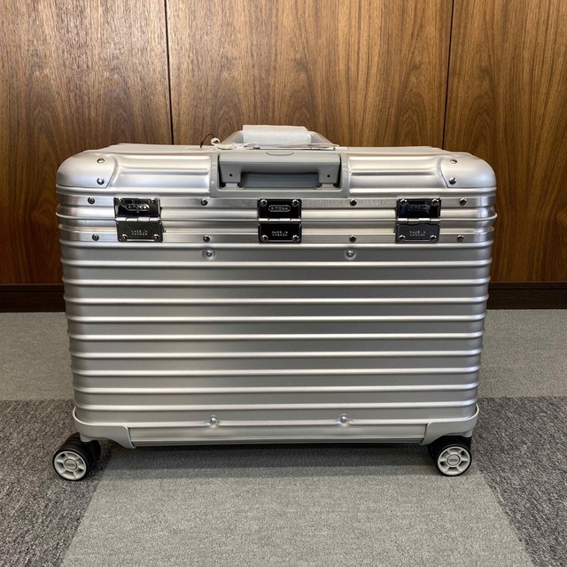 リモワ パイロットRimowa pilot trolley 34L 未使用 廃盤