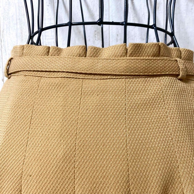 CLEAR IMPRESSION(クリアインプレッション)の上品♡ クリアインプレッション キャメル ベルト付き フレアスカート レディースのスカート(ひざ丈スカート)の商品写真
