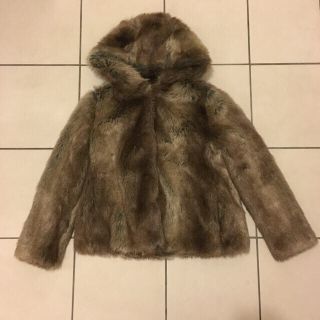 ザラ(ZARA)のZARA フェイクファージャケット(毛皮/ファーコート)