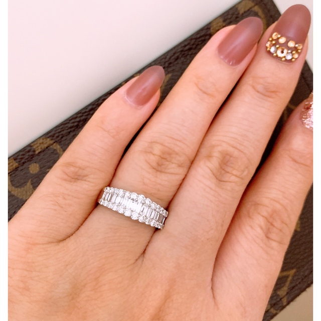 照り照り❣️D1.00CT✨2種カット❗️プラチナバケットダイヤリング