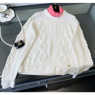再入荷!】 新品、未使用 可愛い未使用品シャネルニットセーター