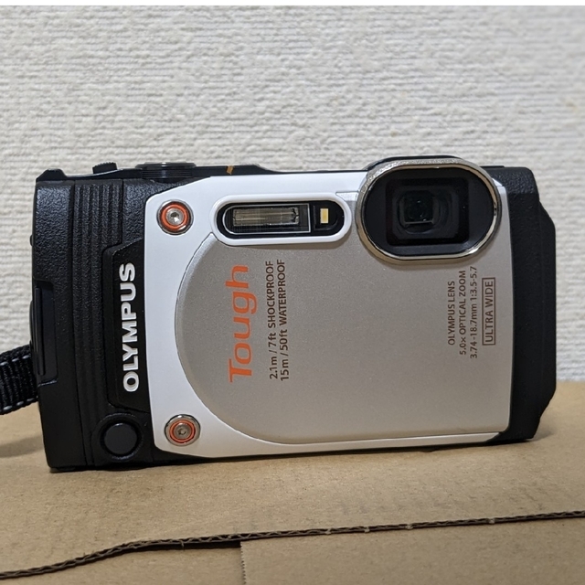 OLYMPUS(オリンパス)のOLYMPUS オリンパス TG TG-860 WHITE スマホ/家電/カメラのカメラ(コンパクトデジタルカメラ)の商品写真