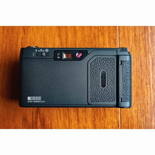 RICOH(リコー)の【完動美品】リコー RICOH GR1v GR ブラック スマホ/家電/カメラのカメラ(フィルムカメラ)の商品写真