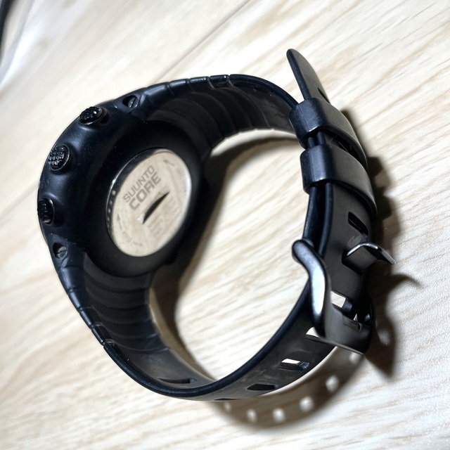 SUUNTO(スント)のsuunto core BLACK 腕時計 メンズの時計(腕時計(デジタル))の商品写真