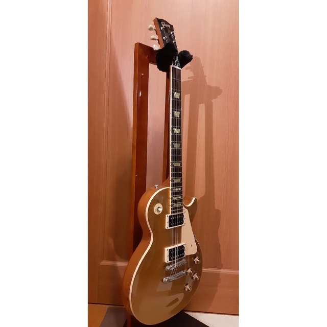 Gibson(ギブソン)のGibson Les Paul Classic BG 2001 Gold Top 楽器のギター(エレキギター)の商品写真