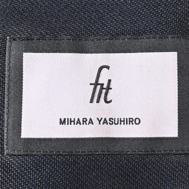 MIHARAYASUHIRO(ミハラヤスヒロ)のfit MIHARA YASUHIRO タック イージー パンツ メンズのパンツ(スラックス)の商品写真