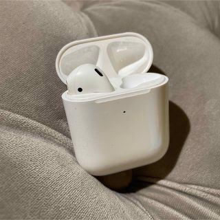 アップル(Apple)の旧AirPods 左のみ(ヘッドフォン/イヤフォン)