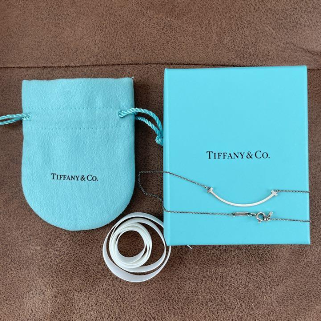 Tiffany&Co. Tスマイルネックレス