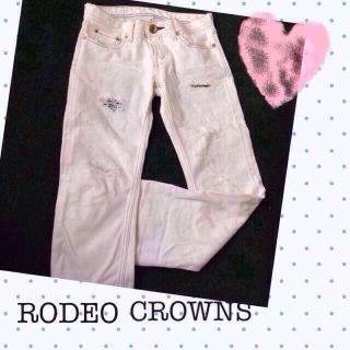 ロデオクラウンズ(RODEO CROWNS)のロデオ♡ホワイト パンツ ダメージ 格安(デニム/ジーンズ)