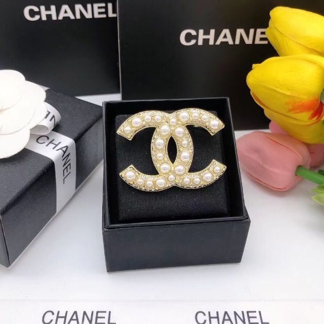 CHANEL ブローチ