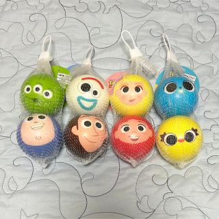 ♡DAISO ダイソー トイストーリー ボール2個セット×4種類♡(キャラクターグッズ)