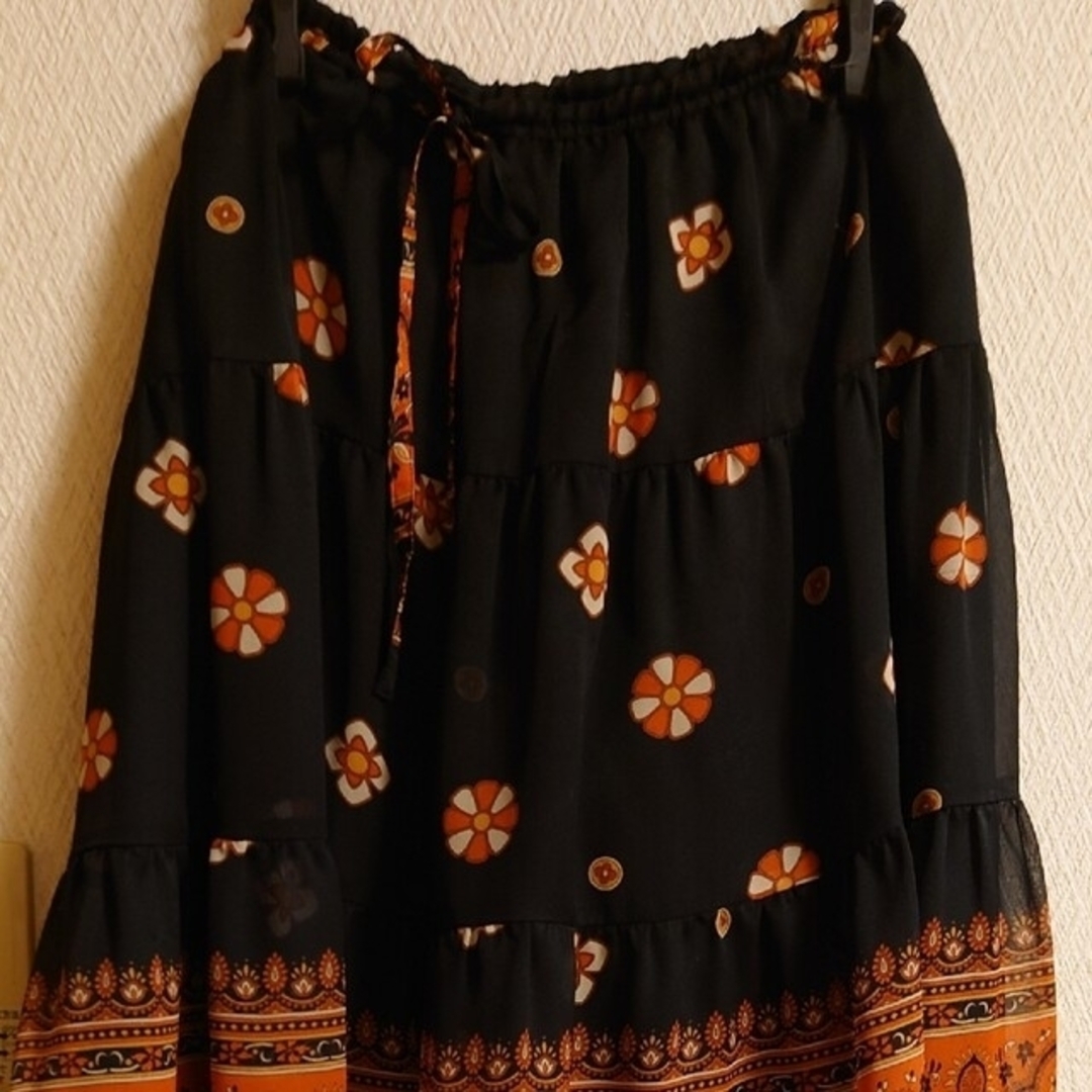 ef-de(エフデ)のエフデ　ef-de　花柄スカート レディースのスカート(ひざ丈スカート)の商品写真