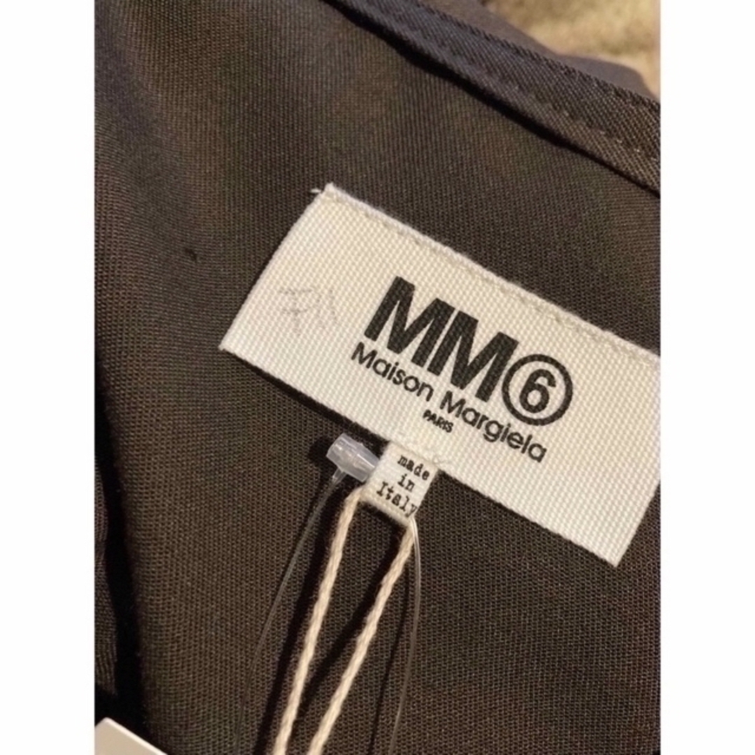 MM6(エムエムシックス)のマルジェラMM6ジャンプスーツつなぎオールインワン茶ブラウン新品 レディースのパンツ(オールインワン)の商品写真
