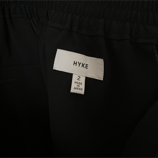 HYKE - HYKE STRETCH TAPERED PANTS イージーパンツ 定番 の通販 by ...